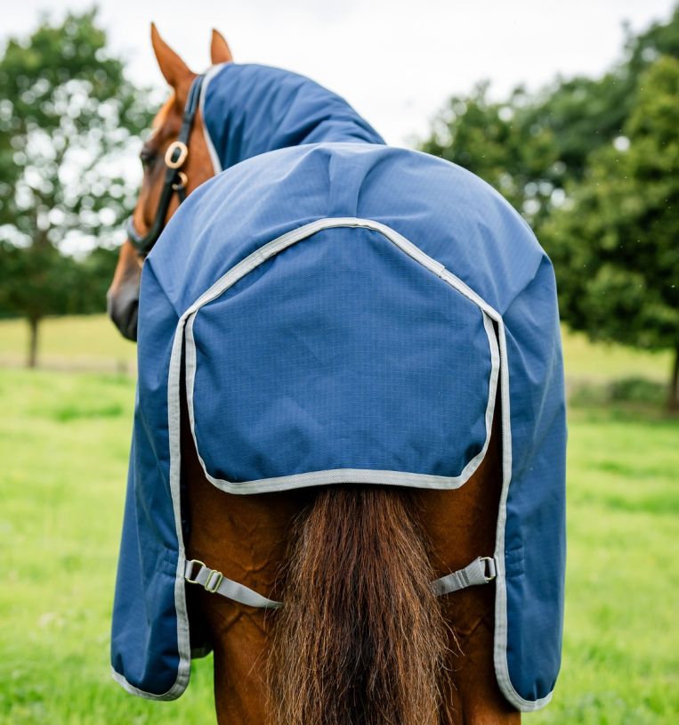 Horseware Amigo - Ripstop 900D Regndækken - 50 gram - Navy - animondo.dk - AARAG1 - BJJ0 - 45