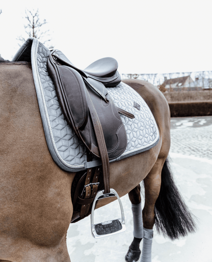 Dressurunderlag Basic Velvet fra Kentucky Horsewear - animondo.dk - 42589-32-DR-COB